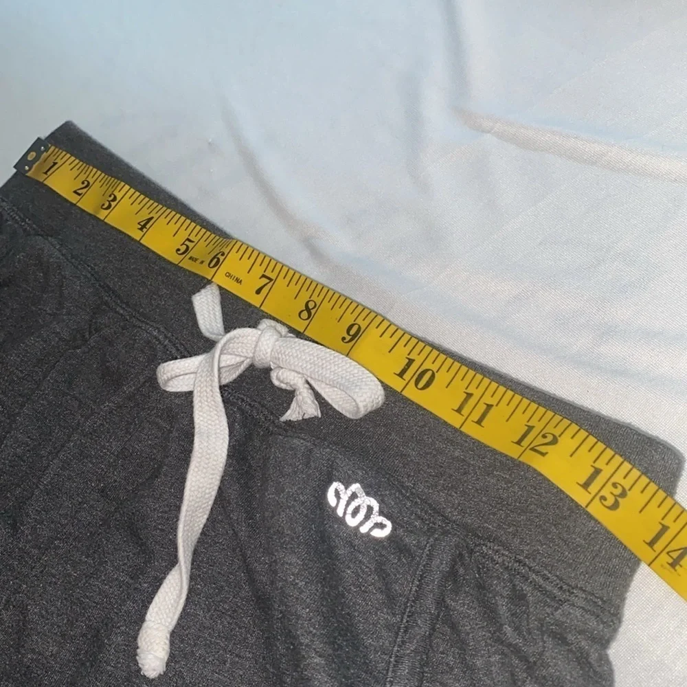 Maurices shorts pull on drawstring waist side tie decoration pockets size small